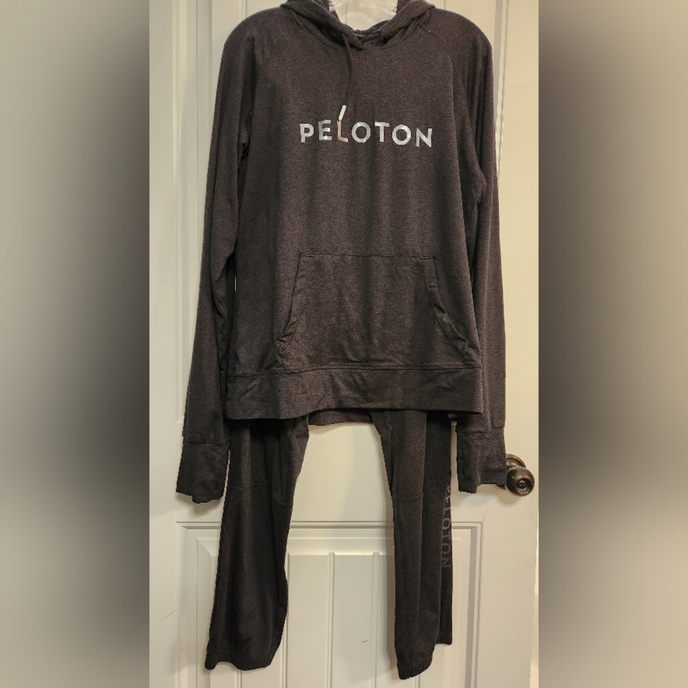 Peloton Charcoal Hoodie and Sweatpants Set XL COOLDOWN SERIES.